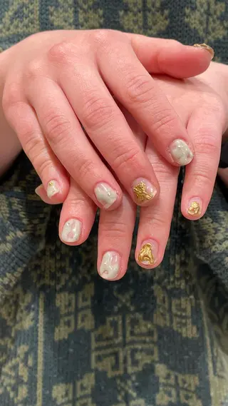 ネイル 淡色ネイル 🎀moeのネイルデザイン