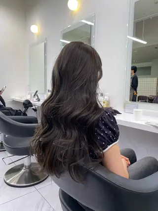 ロング カラー 🔷似合わせのプロ KUMA🔷のヘアスタイル