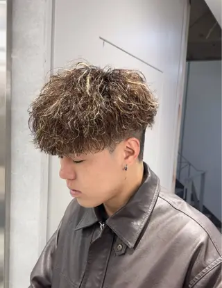 カラー パーマ メンズ ❤️‍🔥メンズ専門 mamu❤️‍🔥のヘアスタイル