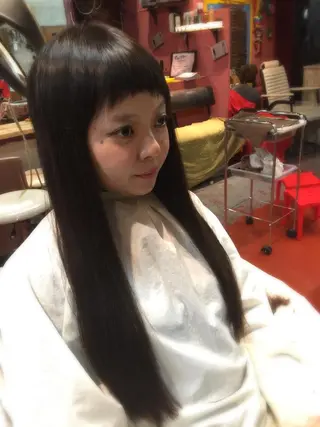 FÜRSTIN所属・西村髪質改善 ブリーチ縮毛矯正のヘアスタイル