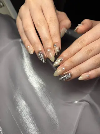 ネイル Private salon Dux所属・肌管理&nail Salon  Duxの眉毛・アイブロウイメージ