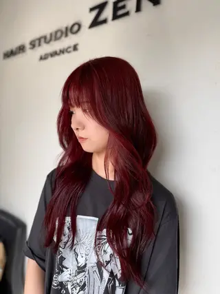 ロング 井口 陽来のヘアスタイル