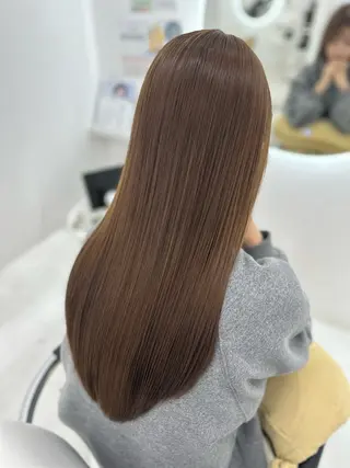 ロング パーマ aini　大阪上本町店所属・芥川 未優のヘアスタイル