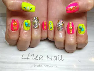 ネイル Li'leaNail AINAのネイルデザイン