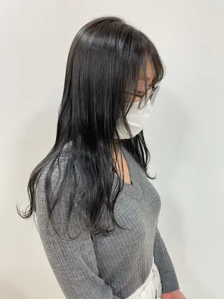 ロング カラー 顔まわりカット✄ ベージュカラー🧸のヘアスタイル