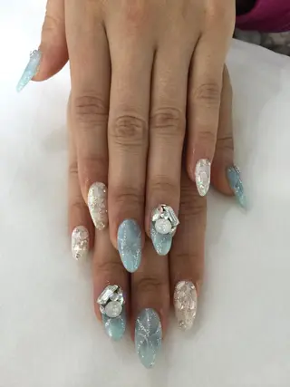 ネイル 💎🐰 saki. m 🐰💎のネイルデザイン