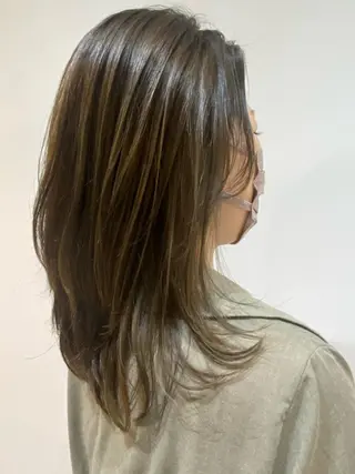 セミロング カラー ♡オシャ髪♡AI ✂️newi町田のヘアスタイル