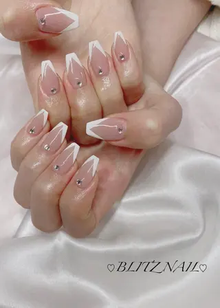 ネイル BLITZ Nail 岩田💅🏻✨のネイルデザイン
