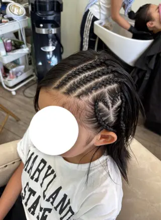 ヘアアレンジ WEST OLAND 黒坂佳乃のヘアスタイル