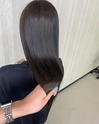 ロング カラー UNDER vr 【アンダーバー】のヘアスタイル