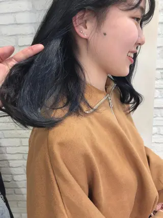 セミロング カラー HAUS 片山みほのヘアスタイル
