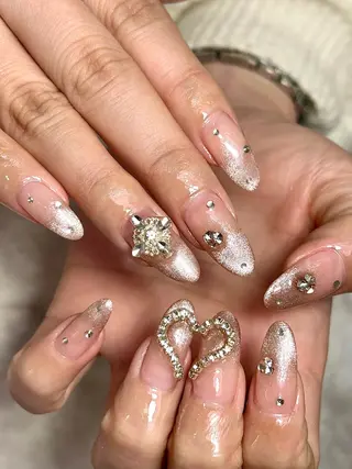 ネイル REBEST Tommyのネイルデザイン