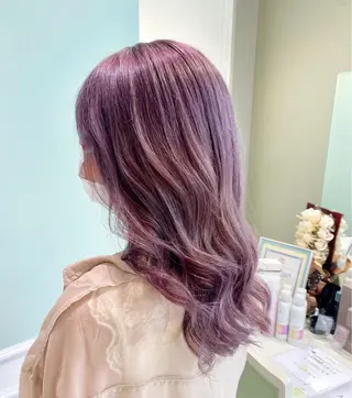 ミディアム カラー カマチョ タイスのヘアスタイル