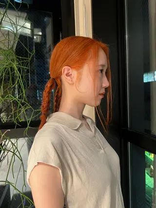 セミロング ヘアアレンジ 加藤木麻彩 NEROのヘアスタイル