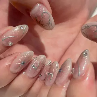 ネイル 坂口 莉愛のネイルデザイン
