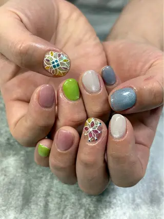 ネイル FIORITURA Maikoのネイルデザイン