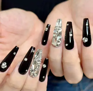 ネイル Tini ANA.CHUOのネイルデザイン