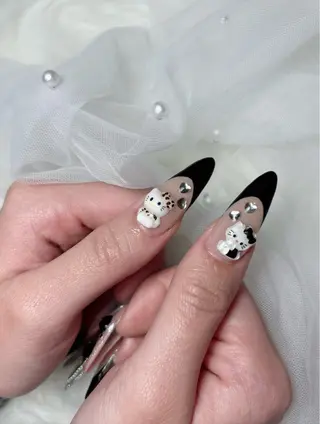 ネイル 藪木 七海のネイルデザイン