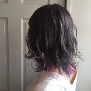 ミディアム カラー ホワイト&レイヤーカ ットエクステ長畠俊輔のヘアスタイル