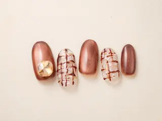 ネイル Tiary Nail Fのネイルデザイン