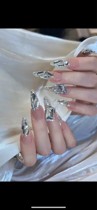 ネイル LULU Nail salonみどりのネイルデザイン
