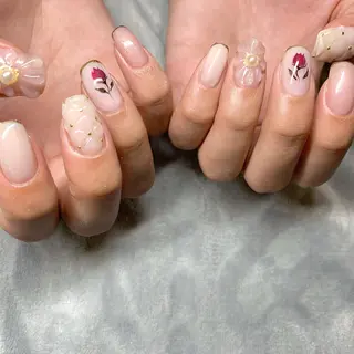 ネイル ウシク ミユキのネイルデザイン