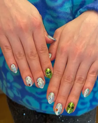 ネイル Nes.Nail所属・Miyagi Asamiのネイルデザイン