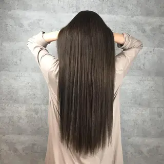 ロング カラー _WHITE 天王寺のヘアスタイル