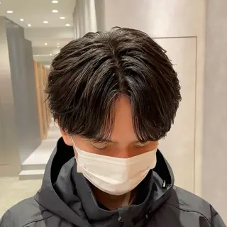 ショート 新宿/センターパート /パーマ/モリオのヘアスタイル