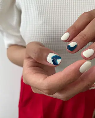 ネイル kiii.__ ✴︎*のネイルデザイン