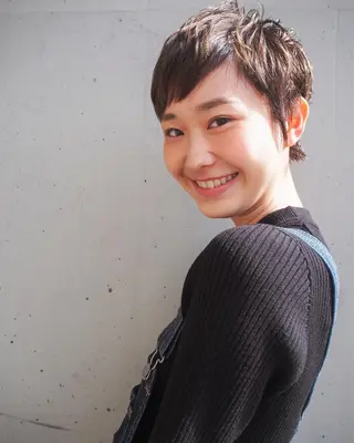 ショート カラー 二宮 早智子のヘアスタイル