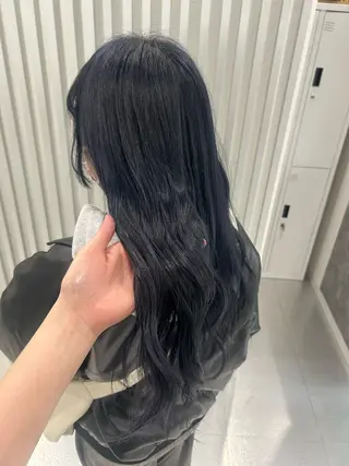 ロング あやめ🪽 オリーブ/ハイトーンのヘアスタイル