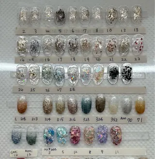 ネイル salone Regina 【サローネ レジーナ】所属・Regina Marinaのネイルデザイン