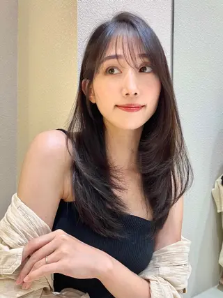 ロング カラー 透明感カラー🤎 中川智帆のヘアスタイル