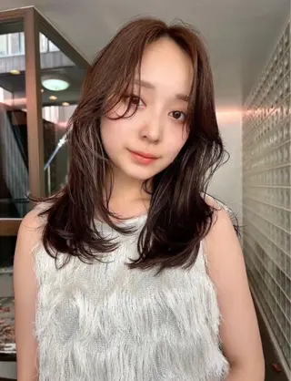 ロング yoshino /ナチュラル縮毛のヘアスタイル