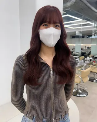 ロング 👒透明感カラー yui👒のヘアスタイル