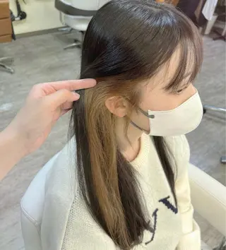 カラー 鶴島 凜のヘアスタイル