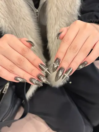 ネイル EASEN　伊藤 深秋のネイルデザイン