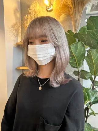 ミディアム カラー yuika .のヘアスタイル