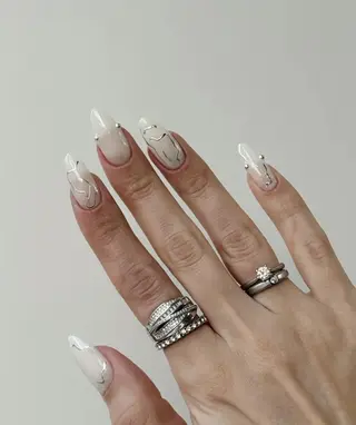 ネイル ToliyDeliy ネイルサロンのネイルデザイン