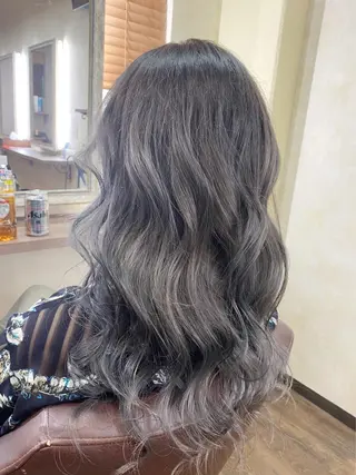 ロング カラー 田井中 悠紀のヘアスタイル