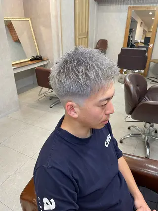 カラー メンズ 中嶋 颯和のヘアスタイル