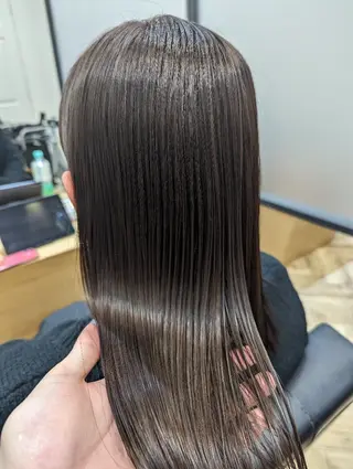 セミロング ✨METEO導入店✨ 髪質改善×縮毛矯正のヘアスタイル