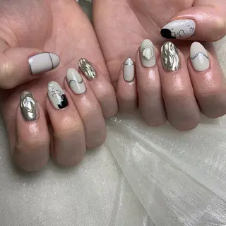 ネイル repos~ルポ~所属・里見 麗のネイルデザイン