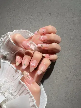 ネイル I-nailロング /ワンホン/キラキラのネイルデザイン