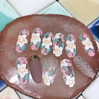 ネイル 奥園 良恵のネイルデザイン