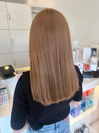 カラー 中山 朱のヘアスタイル