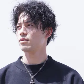 ミディアム パーマ メンズ HAIR AVENUE benkei 出戸店所属・メンズヘア専門 ウタカユウキのヘアスタイル