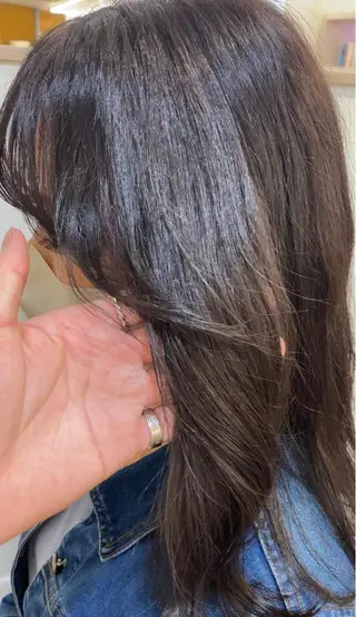 セミロング カラー 坂上 立のヘアスタイル