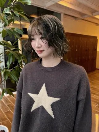 ミディアム ハイトーン/デザイン カラー/るいのヘアスタイル